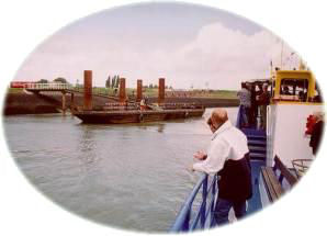 Het pontje bij de ingebruikname in augustus 1998 