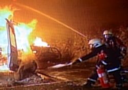 De brandweer in actie in de tunnel.