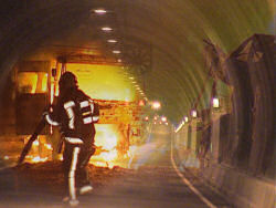 Grote tunneloefening 2004